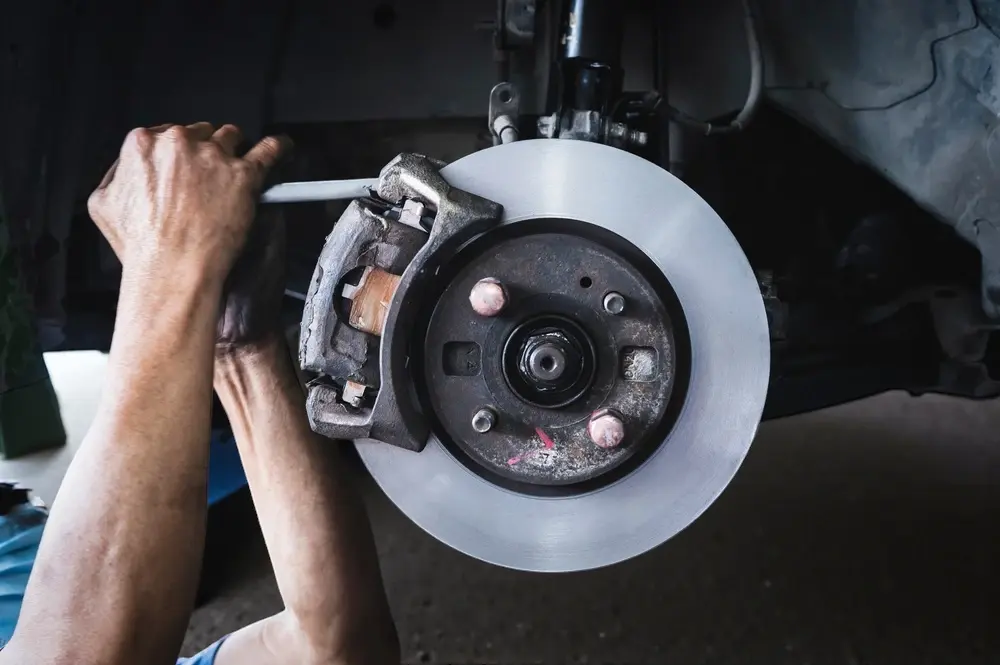 Brake rotor service in Tucson